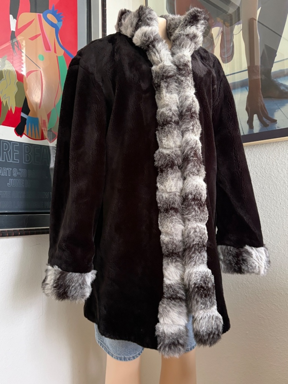 Vintage Excellent Condition 1990s Faux Fur Reversible Coat By Gallery. Size L